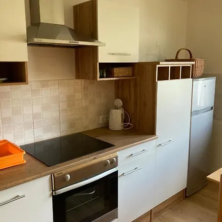 Apartment Milka 52 *