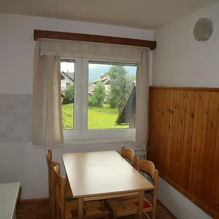 Apartment Milka 52 *